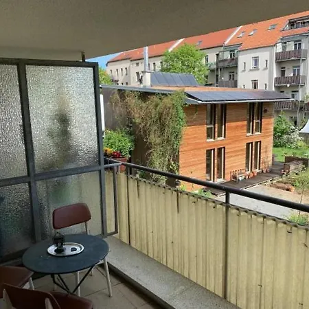 Live Easy With Balcony,netflix, Quiet, Close To Football Stadium, Direct Train Connection, Espresso Maker